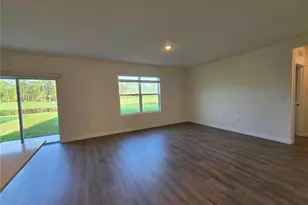 1013 Champion Ridge Dr, Daytona Beach, FL 32124 - Photo 10