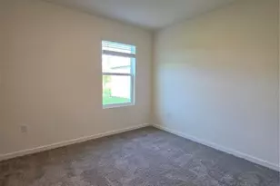 1013 Champion Ridge Dr, Daytona Beach, FL 32124 - Photo 18