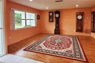 1371 S Prairie Cir, Deltona, FL 32725 - Photo 8