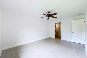 5247 Vineland Rd, Orlando, FL 32811 - Photo 20