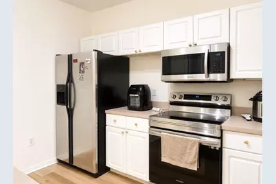 5572 Metrowest Blvd #203, Orlando, FL 32811 - Photo 8