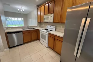 9472 Flowering Cottonwood Rd, Orlando, FL 32832 - Photo 2