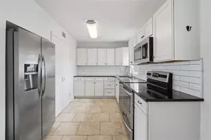 55 Randia Dr, Orlando, FL 32807 - Photo 10