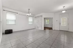 11472 Wakeworth St, Orlando, FL 32836 - Photo 2