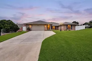 937 Utica St, Deltona, FL 32725 - Photo 1