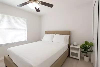 1085 Indian Ridge Trl E, Kissimmee, FL 34747 - Photo 14