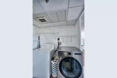151 E Washington Street #525, Orlando, FL 32801 - Photo 12