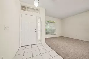 8257 Baywood Vista Dr, Orlando, FL 32810 - Photo 4