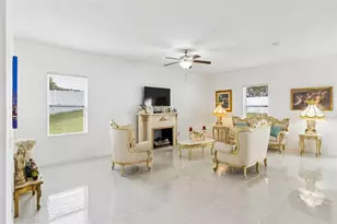 1025 Margot Ln, Lake Wales, FL 33853 - Photo 4