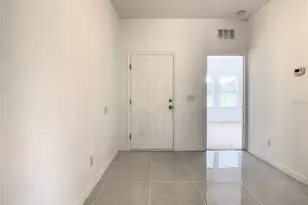 1025 Margot Ln, Lake Wales, FL 33853 - Photo 2