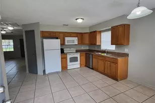 787 Lincoln Pkwy, Oviedo, FL 32765 - Photo 4