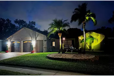 2526 Fieldcrest Court, Holiday, FL 34691 - Photo 4