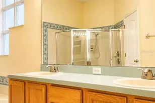 1995 Emerald Green Cir, Oviedo, FL 32765 - Photo 14
