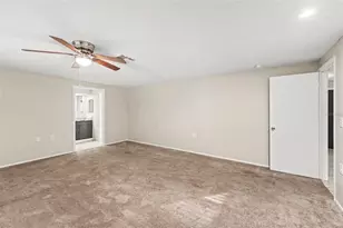 5751 Dolores Dr, Holiday, FL 34690 - Photo 8