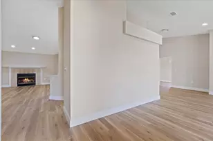 120 Fountain Ct, Spring Hill, FL 34606 - Photo 14
