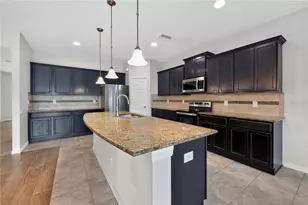 2130 Landside Dr, Valrico, FL 33594 - Photo 18