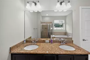 2130 Landside Dr, Valrico, FL 33594 - Photo 32
