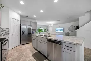 535 Darshire Ave, Eustis, FL 32736 - Photo 4