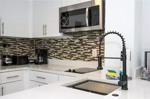 6165 Carrier Dr, Orlando, FL 32819 - Photo 26