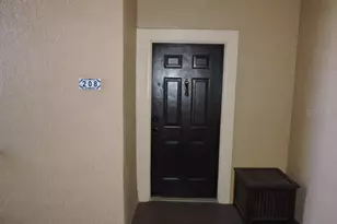 5542 Metrowest Blvd, Orlando, FL 32811 - Photo 2