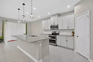6081 Monterey Cypress Trl, Sanford, FL 32773 - Photo 10