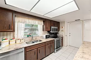14 Madeira Ave, Orlando, FL 32825 - Photo 6