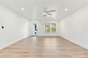 2881 Poppy Rd, Venice, FL 34293 - Photo 12