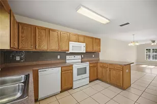3630 NE 8th Pl, Ocala, FL 34470 - Photo 12
