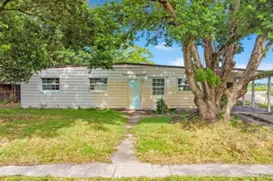 1502 Egan Dr, Orlando, FL 32822 - Photo 1