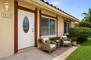 10145 Bluff Ct, Orlando, FL 32821 - Photo 4