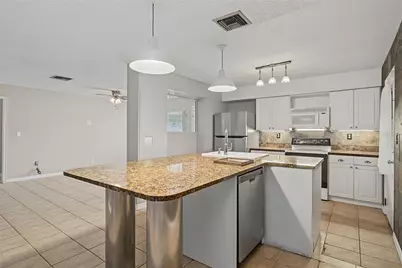 10145 Bluff Court, Orlando, FL 32821 - Photo 16