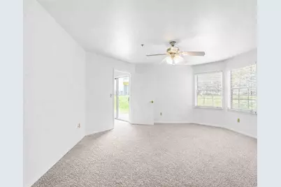 7270 Westpointe Boulevard #910, Orlando, FL 32835 - Photo 10