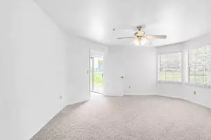 7270 Westpointe Blvd, Orlando, FL 32835 - Photo 10