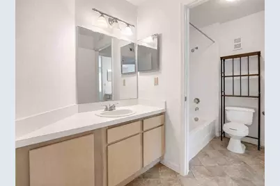 7270 Westpointe Boulevard #910, Orlando, FL 32835 - Photo 18