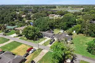 27821 Lois Dr, Tavares, FL 32778 - Photo 42