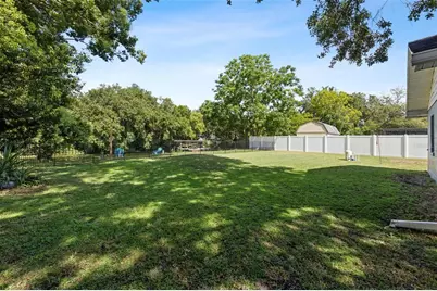 27821 Lois Drive, Tavares, FL 32778 - Photo 32