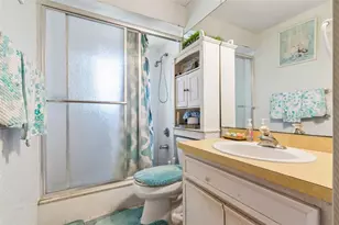 5851 Hutton Dr, Orlando, FL 32808 - Photo 18