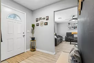 999 Dawson Dr, Deltona, FL 32725 - Photo 4