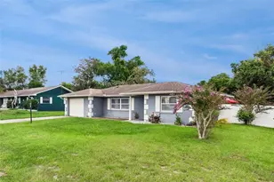 999 Dawson Dr, Deltona, FL 32725 - Photo 2