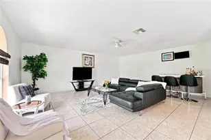275 Chadworth Dr, Kissimmee, FL 34758 - Photo 16