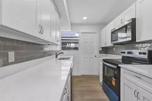 332 Williams Ave, Daytona Beach, FL 32118 - Photo 14
