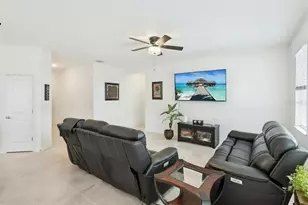 822 Kapi Dr, Groveland, FL 34736 - Photo 14