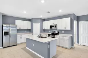 3809 Ambersweet Xing, Parrish, FL 34219 - Photo 6