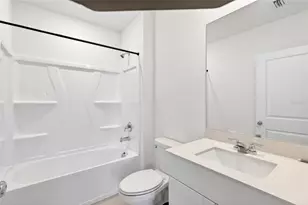 3809 Ambersweet Xing, Parrish, FL 34219 - Photo 4