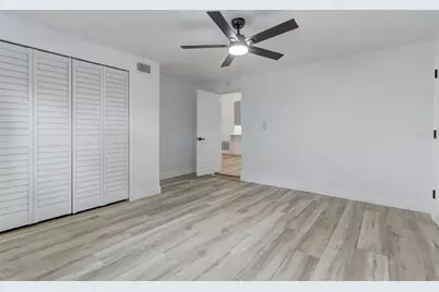 7711 Lakeside Woods Drive, Orlando, FL 32810 - Photo 26