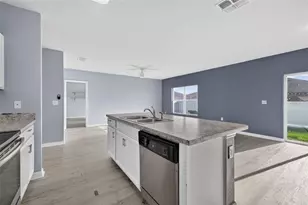 573 Lucerne Blvd, Winter Haven, FL 33881 - Photo 6