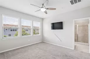 588 Piazza Point, Oviedo, FL 32765 - Photo 8