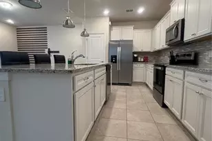 3942 Lana Ave, Davenport, FL 33897 - Photo 10