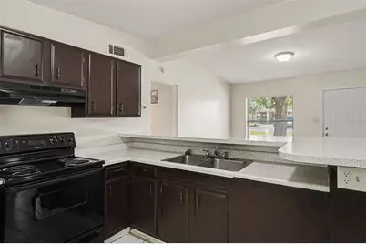 1015 Emeralda Road, Orlando, FL 32808 - Photo 6