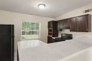 1015 Emeralda Rd, Orlando, FL 32808 - Photo 4